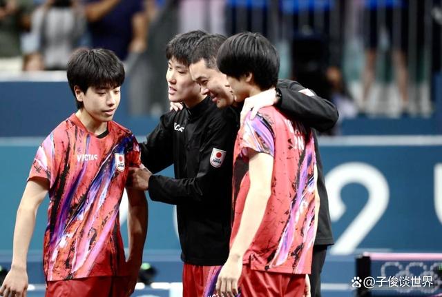 奥地利队完胜法国队,张本智和扛起全队 奥地利队完胜法国队,张本智和扛起全队