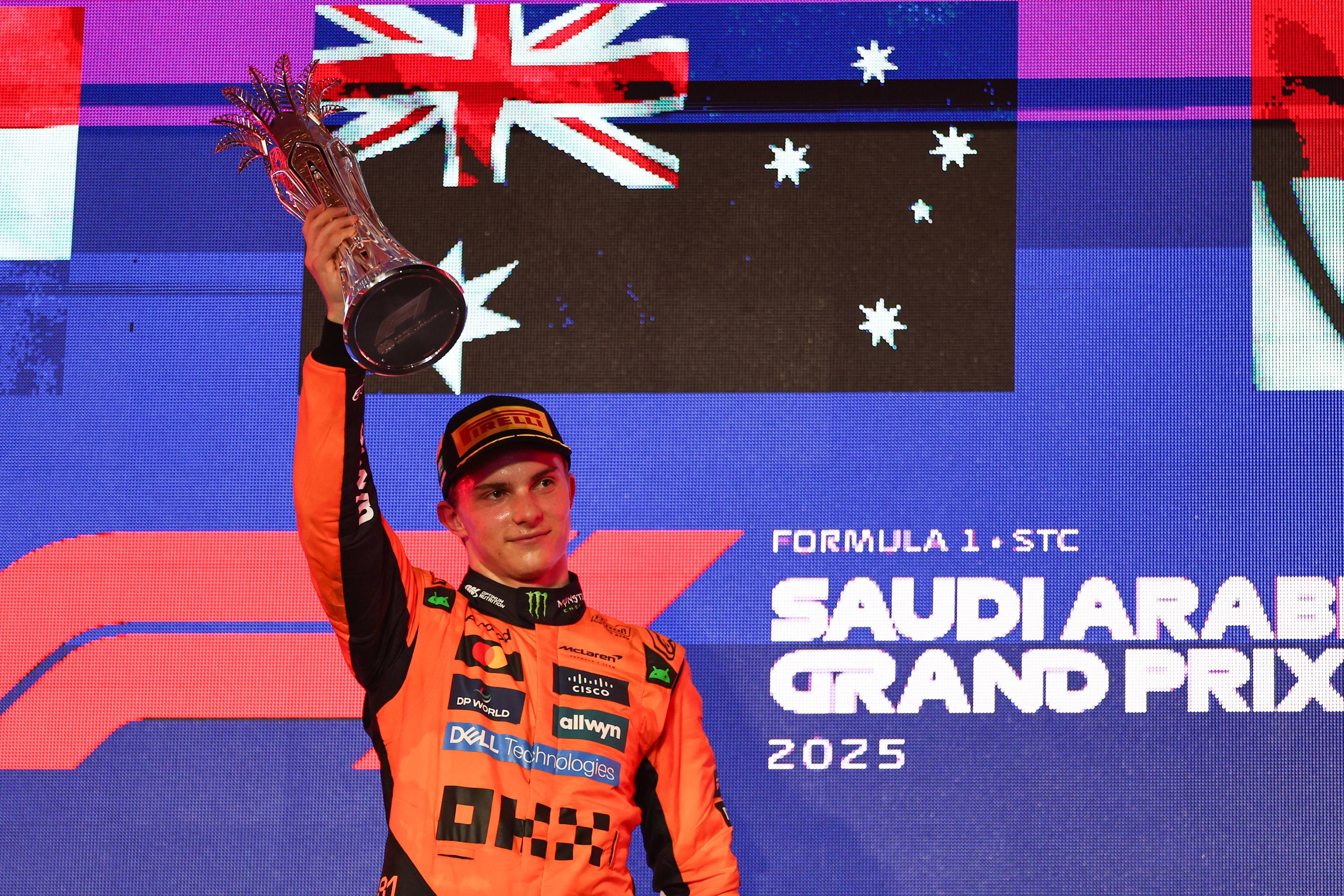 梅赛德斯力克阿斯顿马丁,皮亚斯特里状态火热 梅赛德斯力克阿斯顿马丁,皮亚斯特里状态火热