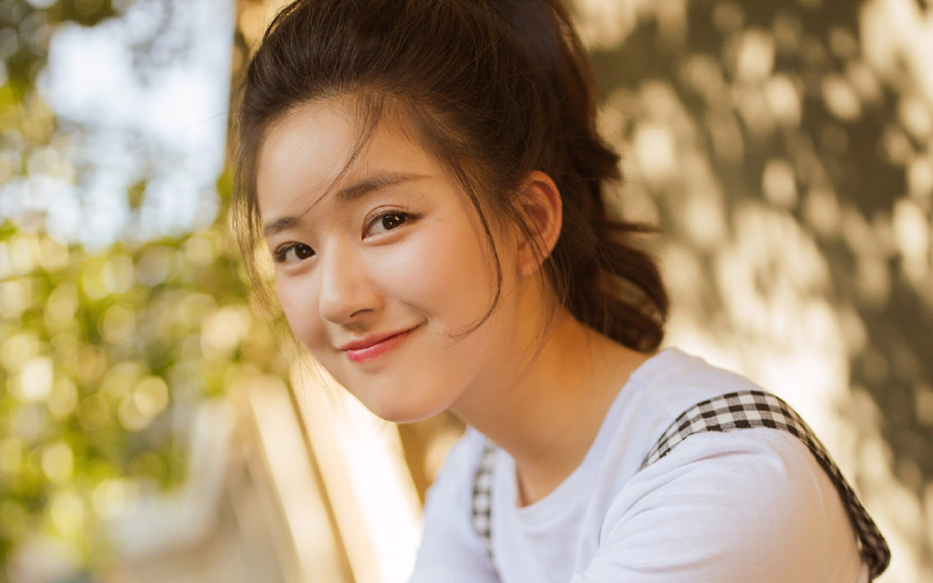 跨时空热战，库里神射斩落辽宁，勇士上演篮球平行宇宙大戏