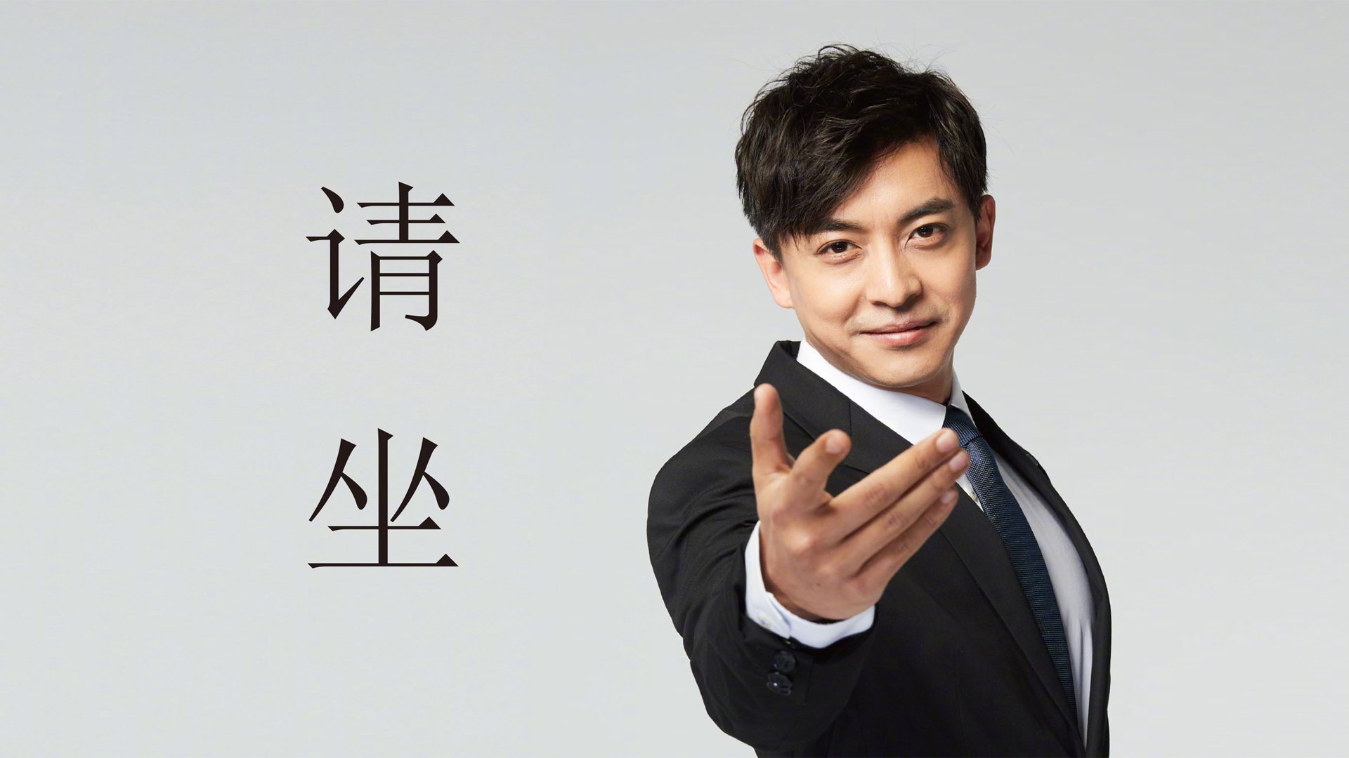 沙漠风暴中的蓝黑之心，托纳利掌控时空，阿联酋揭幕战险胜捷克书写世界杯新传奇